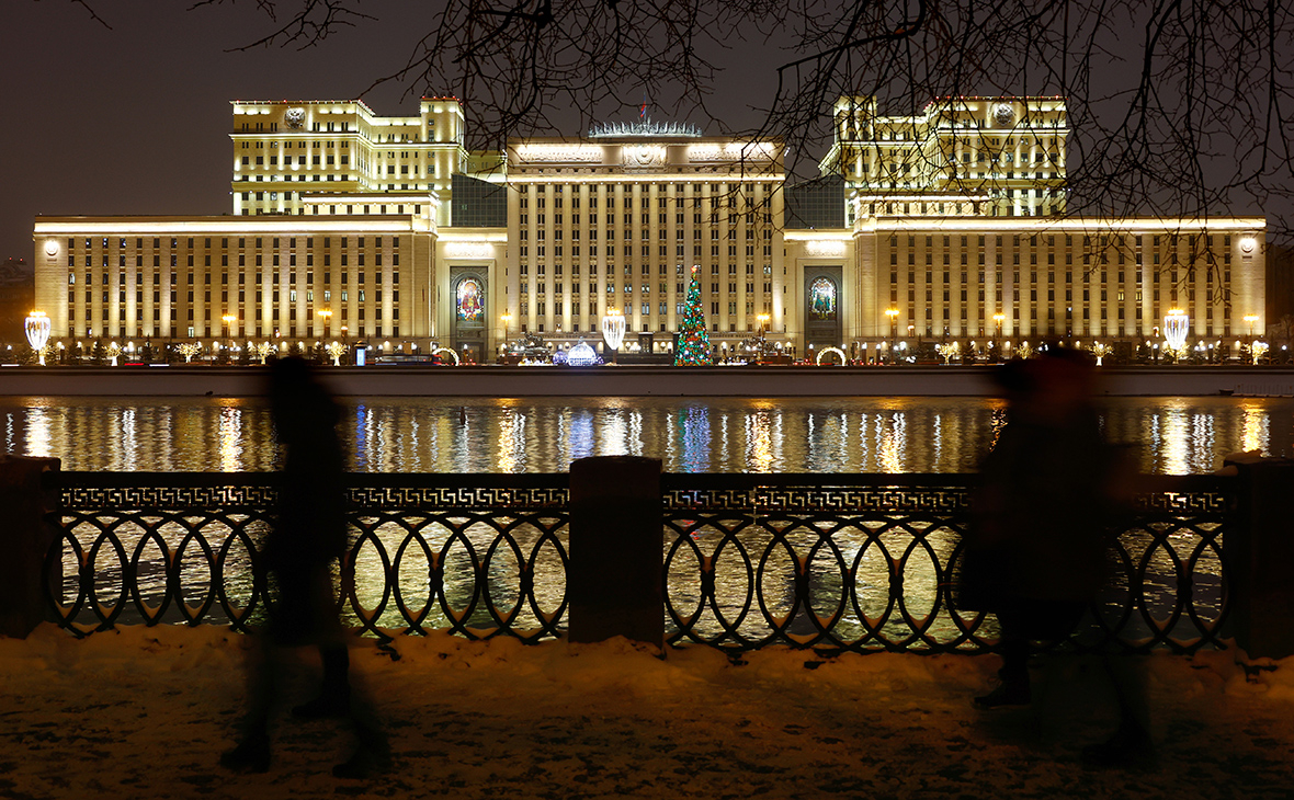 Вид на здание Министерства обороны РФ