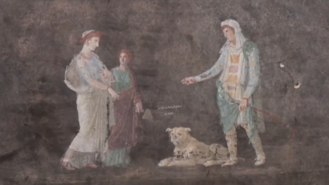 Елена Троянская и Парис: какие фрески нашли в Помпеях. Видео