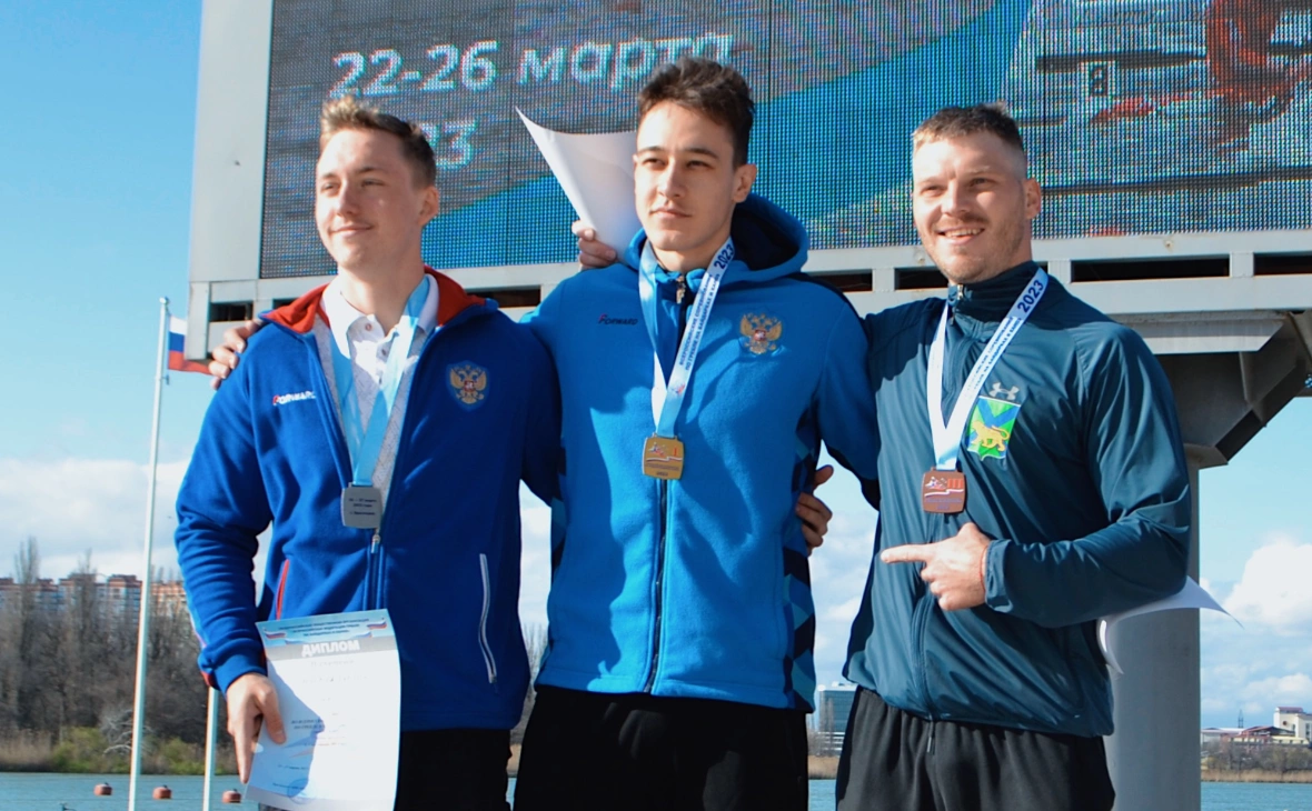 Всероссийская федерация гребли на байдарках и каноэ (kayak-canoe.ru)