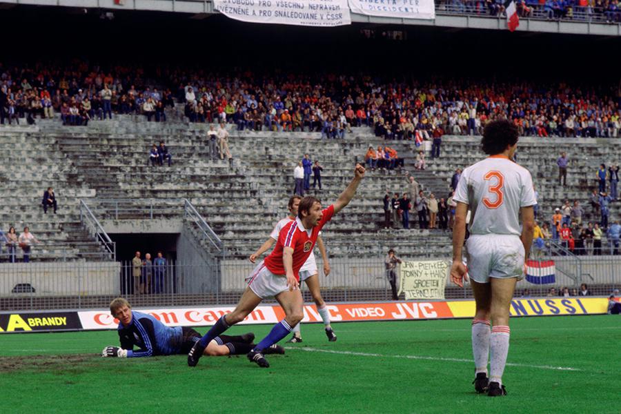 Чехословакия против Голландии во время чемпионата Европы, 1980 год