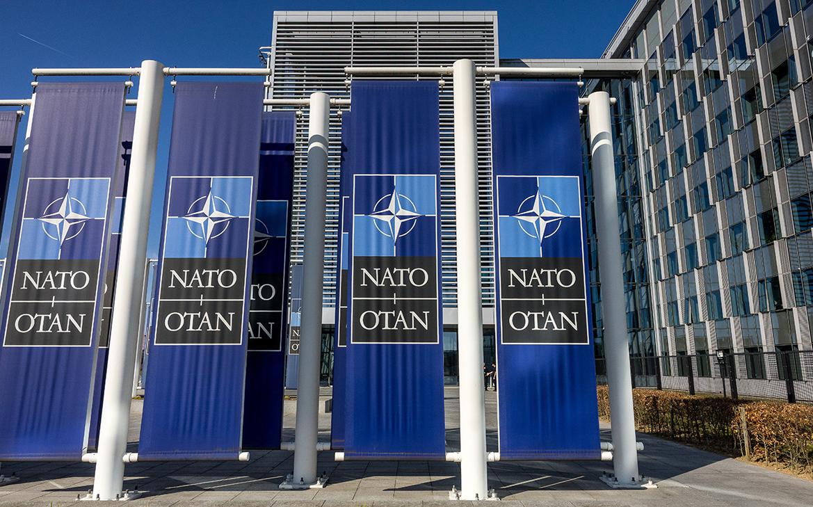 «Больше не Атлант, держащий порядок»: США обновили стратегию безопасности