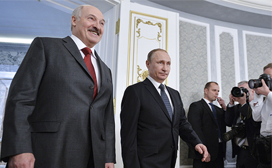 Президент Белоруссии Александр Лукашенко и президент России Владимир Путин (слева направо)