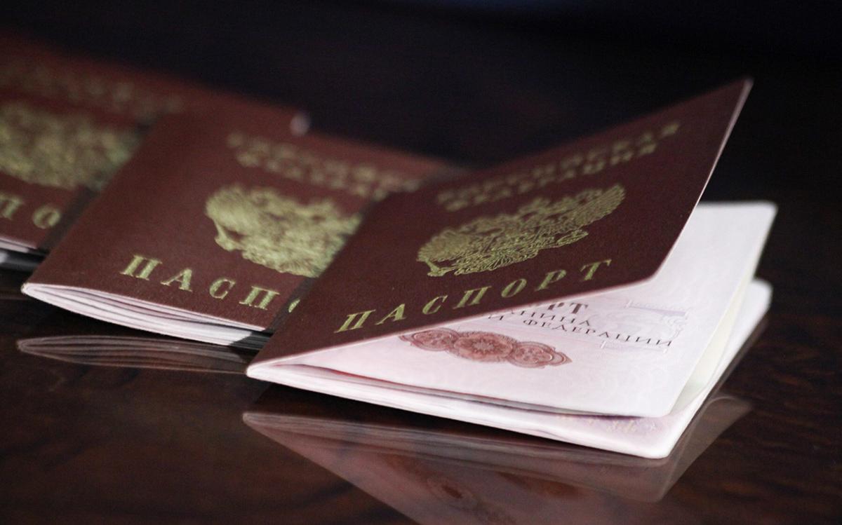 Госдума упростила получение гражданства контрактникам-иностранцам