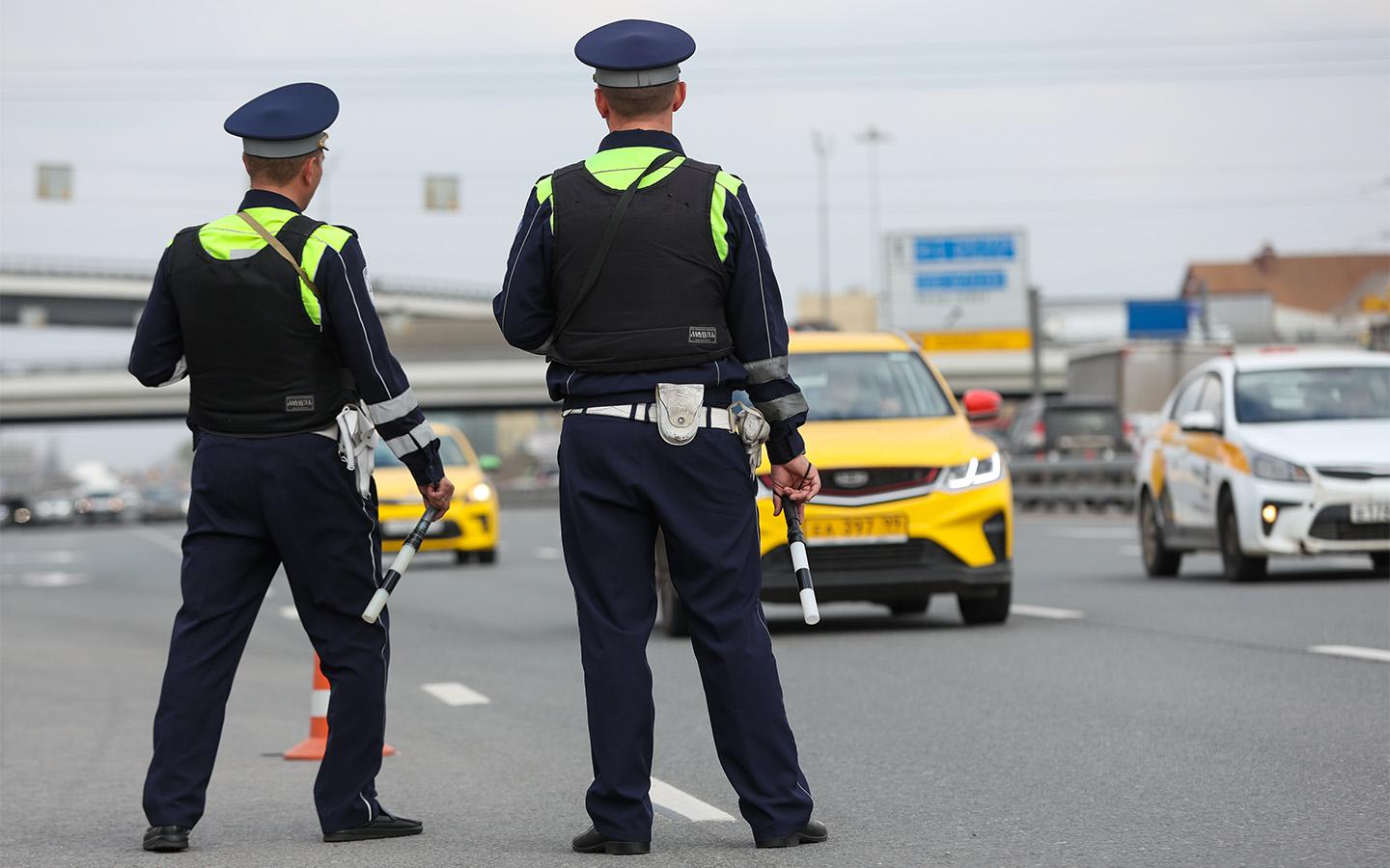 Могут ли сотрудники ГАИ проверять смартфоны водителей. Юристы дали ответ