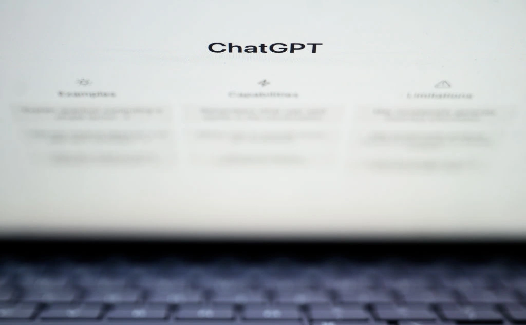 Leon Neal / Getty Images