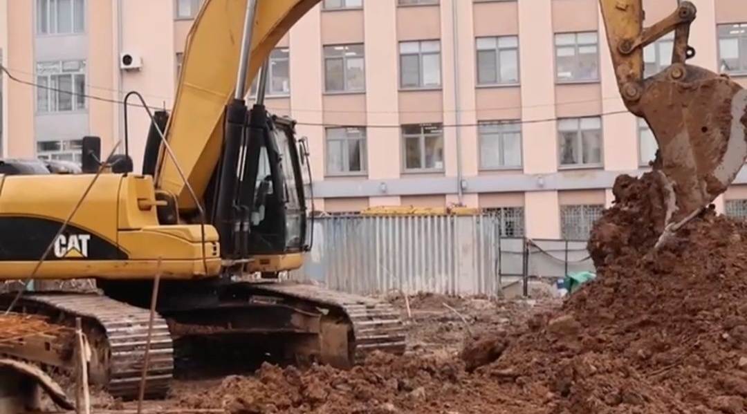 На площади Свободы в Нижнем Новгороде начали разработку котлована метро