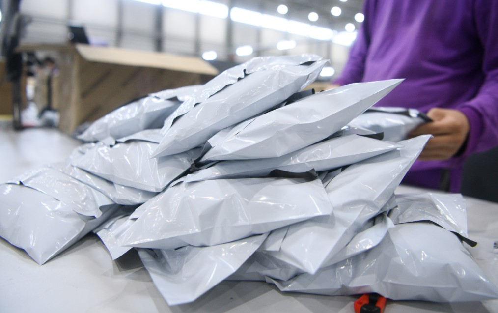 Предприниматели из Тюмени обманули маркетплейсы на 12,6 млн рублей