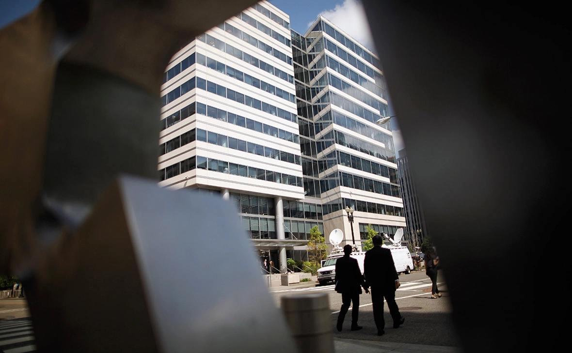 Chip Somodevilla / Getty Images