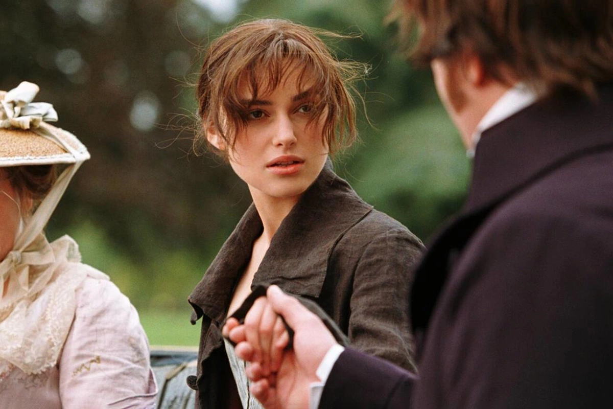 Кадр из фильма «Гордость и предубеждение» (2005)