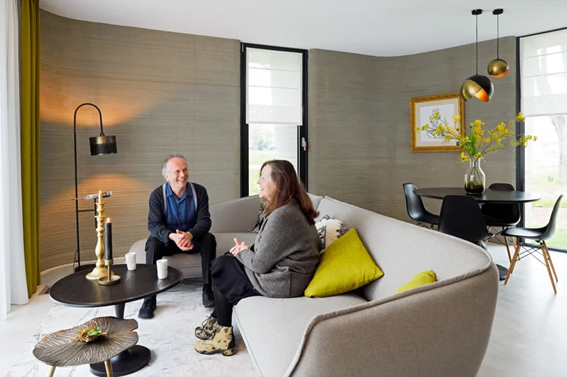 Счастливые новоселы&nbsp;&mdash; Харри Деккерс и Элиза Лутц