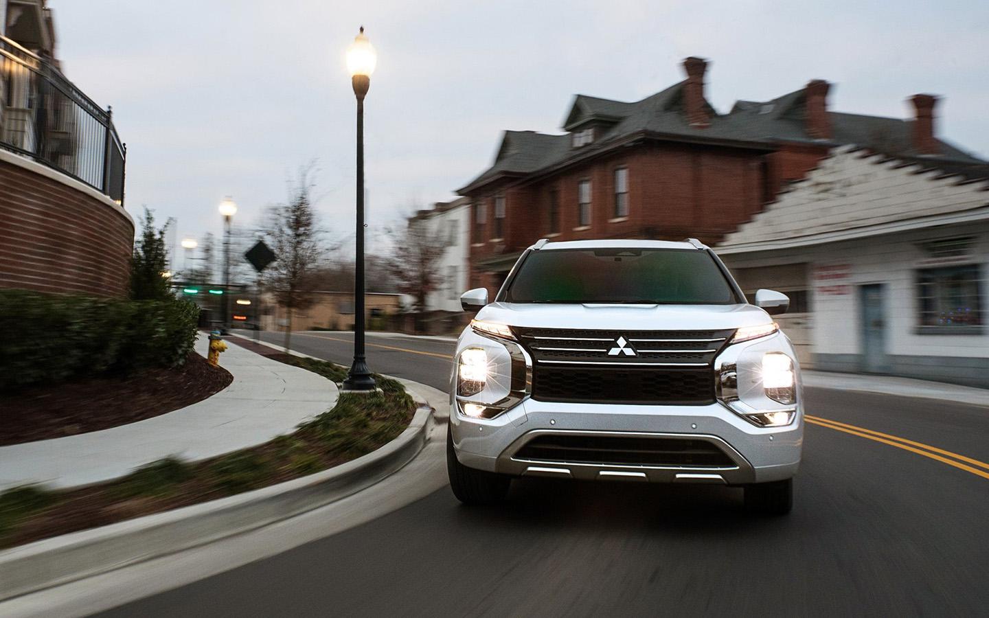 Mitsubishi зарегистрировал Outlander в России. Что это значит