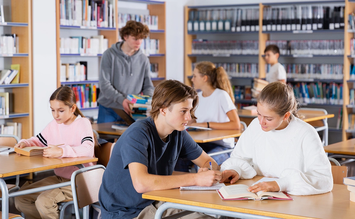 BearFotos / Shutterstock