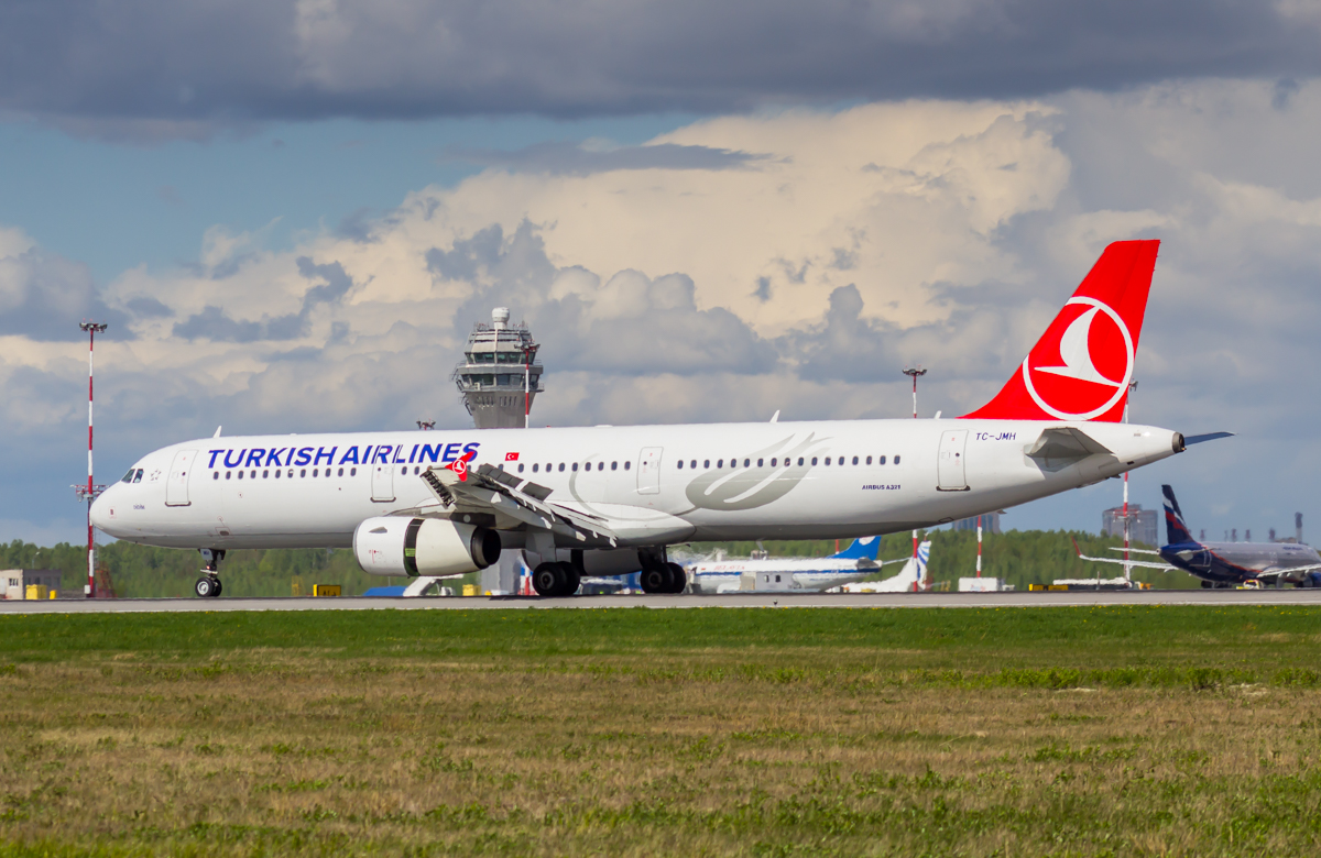 Самолет авиакомпании Turkish Airlines