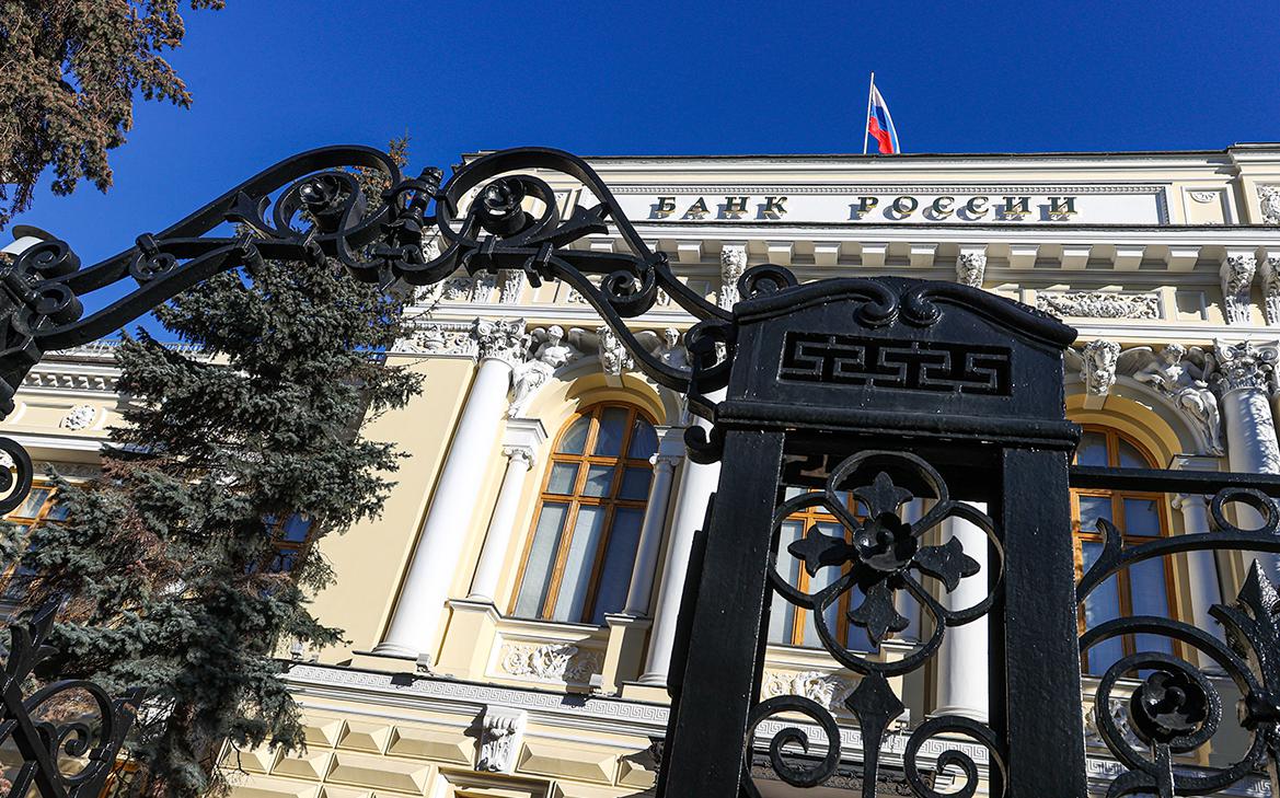 ЦБ ужесточит для банков требования по работе с закредитованным бизнесом