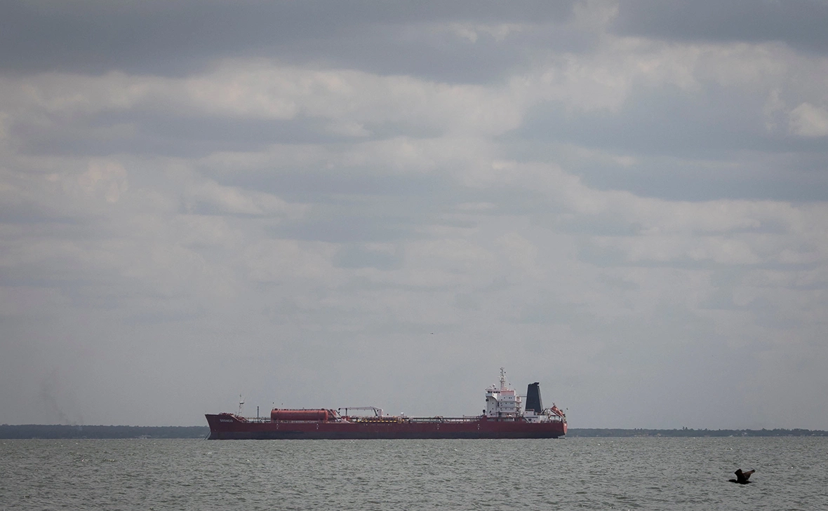 Marco Bello / Reuters