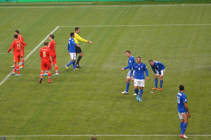Победа футбольной сборной России над Азербайджаном