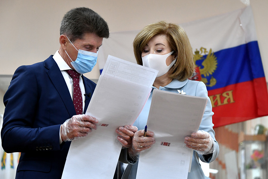 Губернатор Приморского края Олег Кожемяко с женой Ириной Герасименко