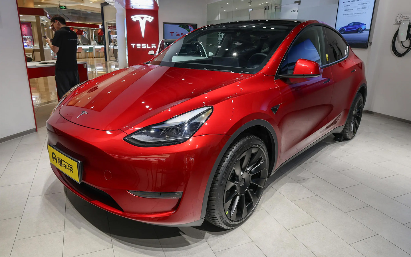 Tesla Model Y заняла в рейтинге 2-е место