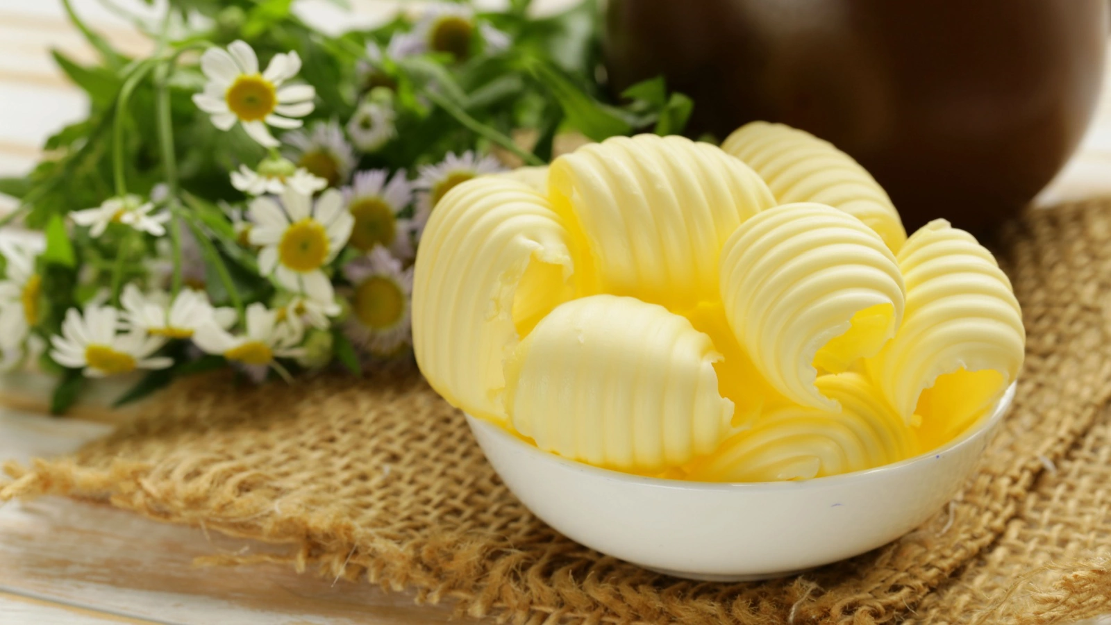 Маргарин — эмульсионный жировой продукт на основе растительных масел