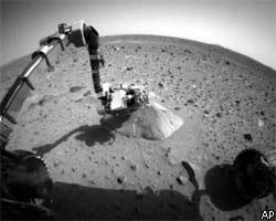 Spirit просверлил отверстие в горной породе на Марсе 
