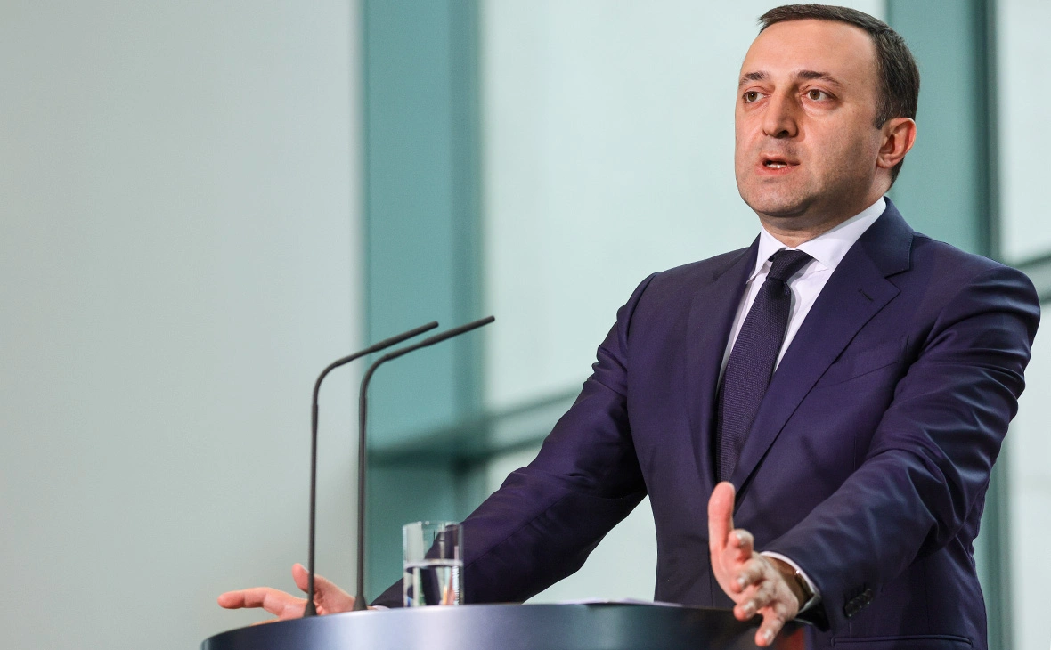 Omer Messinger / Getty Images