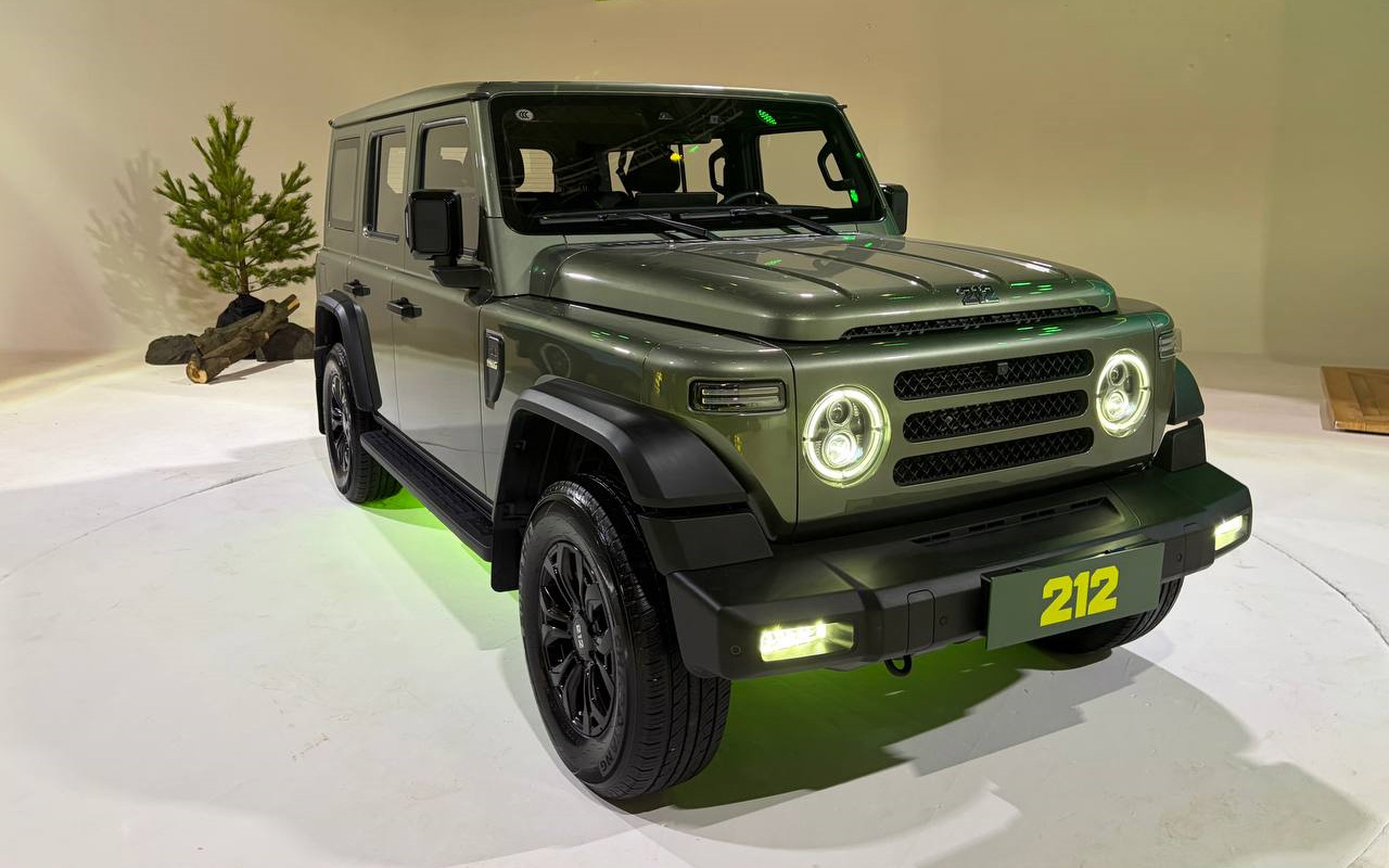 BAW 212 T01