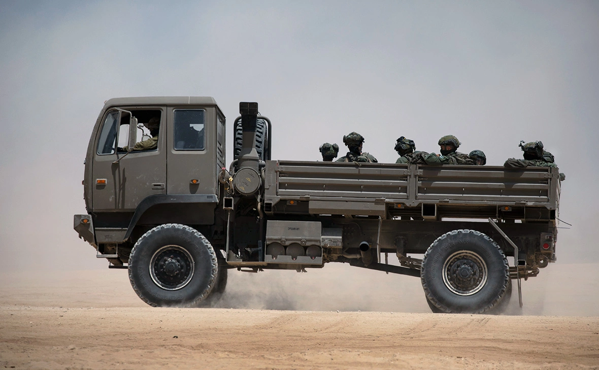 Amir Levy / Getty Images