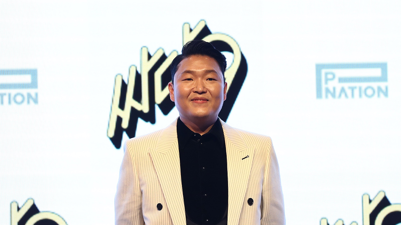 PSY (Пак Чжэ Сан)