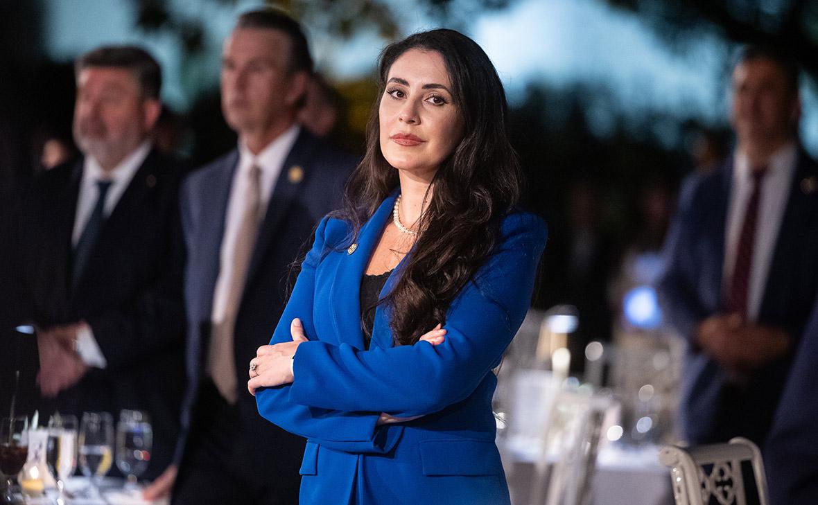 Анна Паулина Луна