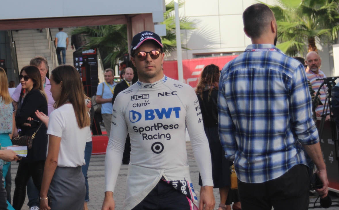 В шестой раз подряд зачетные очки на Гран-при России сумел набрать мексиканец Серхио Перес. На этот раз пилот Racing Point стал седьмым.
