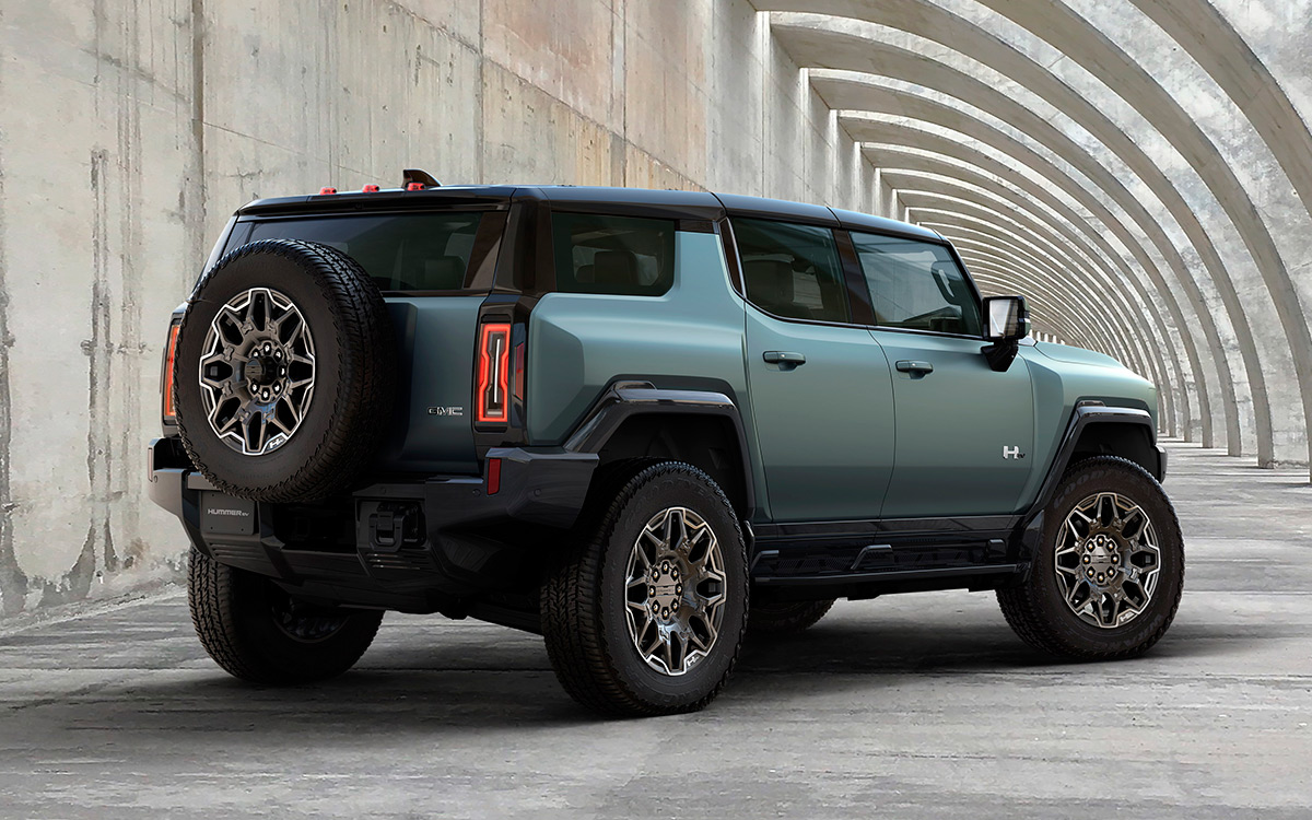 GMC представила возрожденный внедорожник Hummer EV