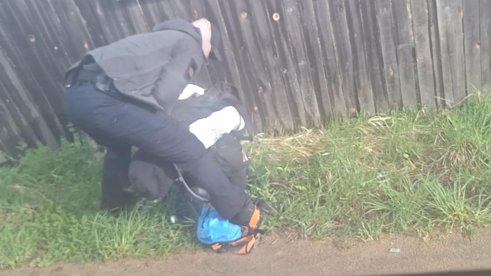 Задержание подростков за попытку поджога здания Минобороны. Видео