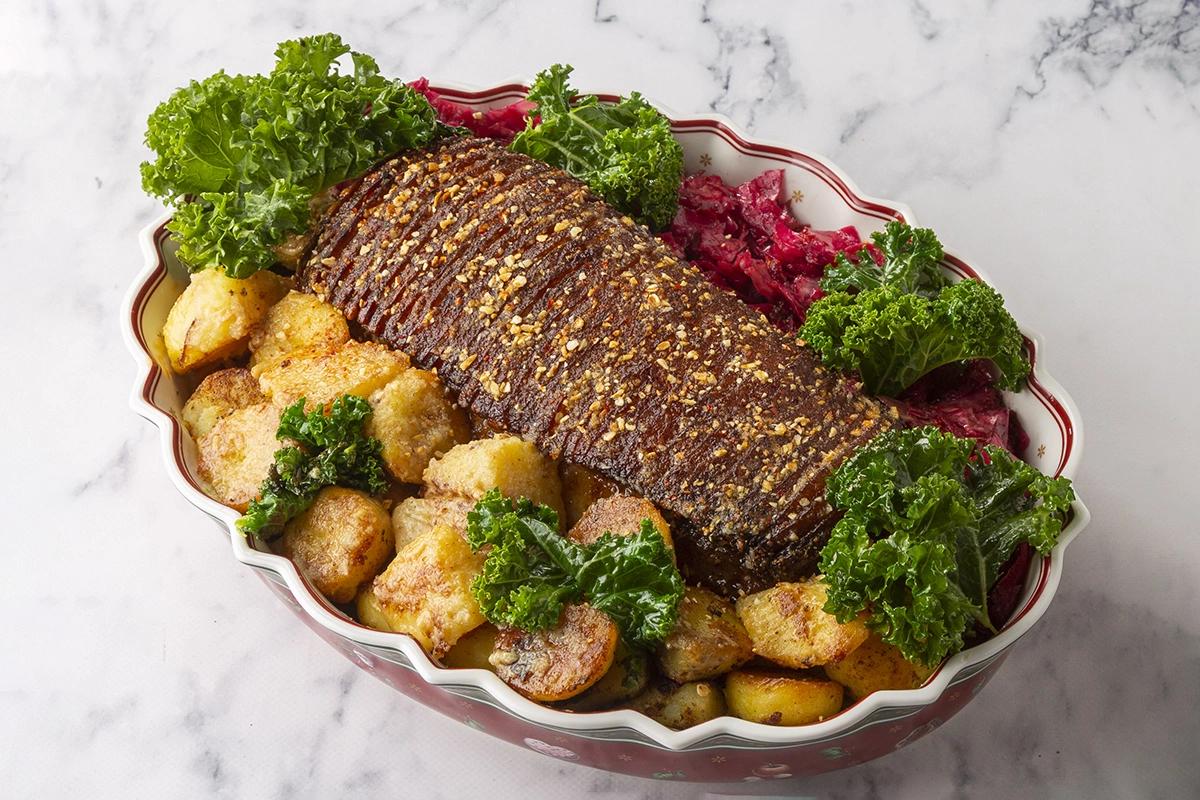 Флескестай по-датски (хрустящая свинина с кожей)