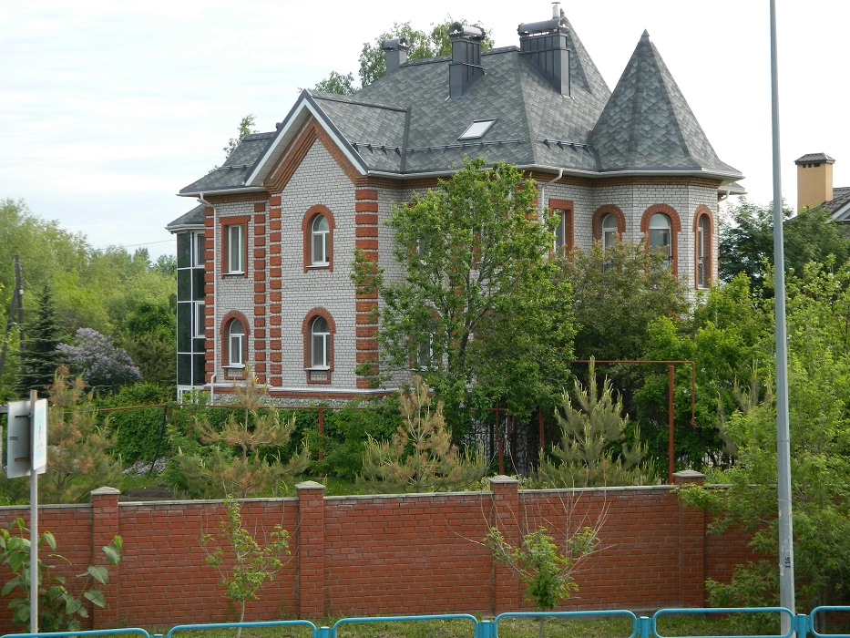 Михаил Лобанов