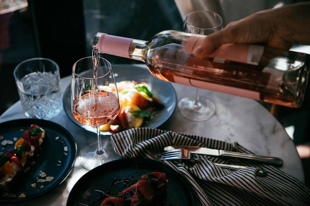 Совфед одобрил упрощение получения лицензий на продажу алкоголя