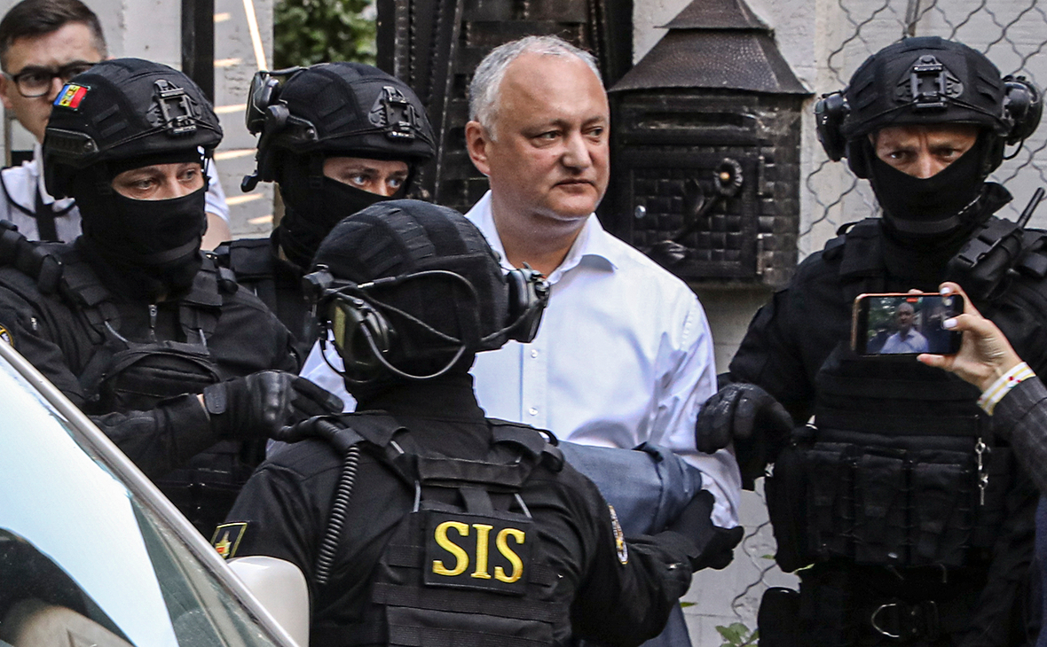 Прокуратура Молдавии обжаловала решение суда о домашнем аресте Додона"/>













