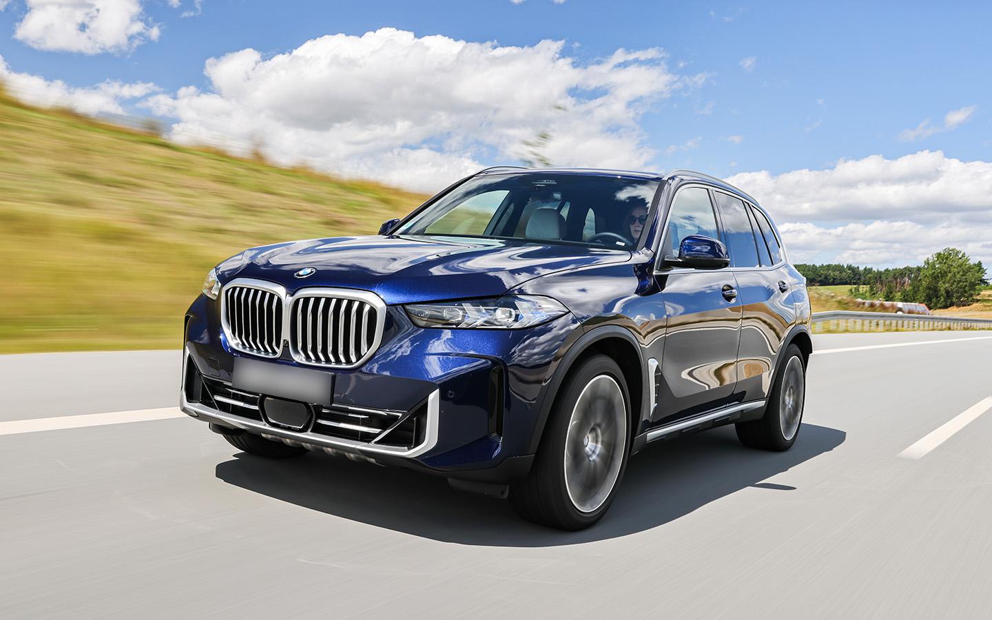 BMW против «китайцев». Пять самых популярных премиум-машин в России