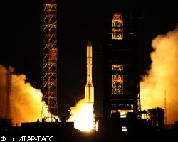 С Байконура запущена ракета "Протон-М" с американским спутником