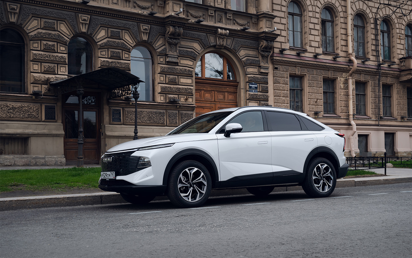 HAVAL F7x сохранил узнаваемый дизайн
