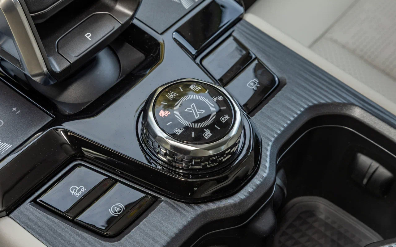 Jetour T1