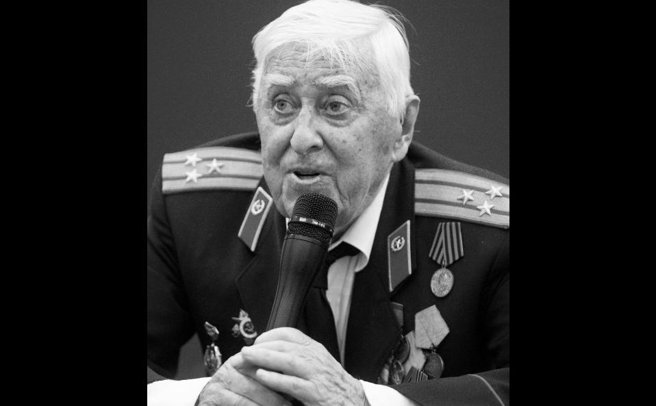Владимир&nbsp;Савин