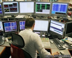 Торги на российских фондовых площадках завершились снижением