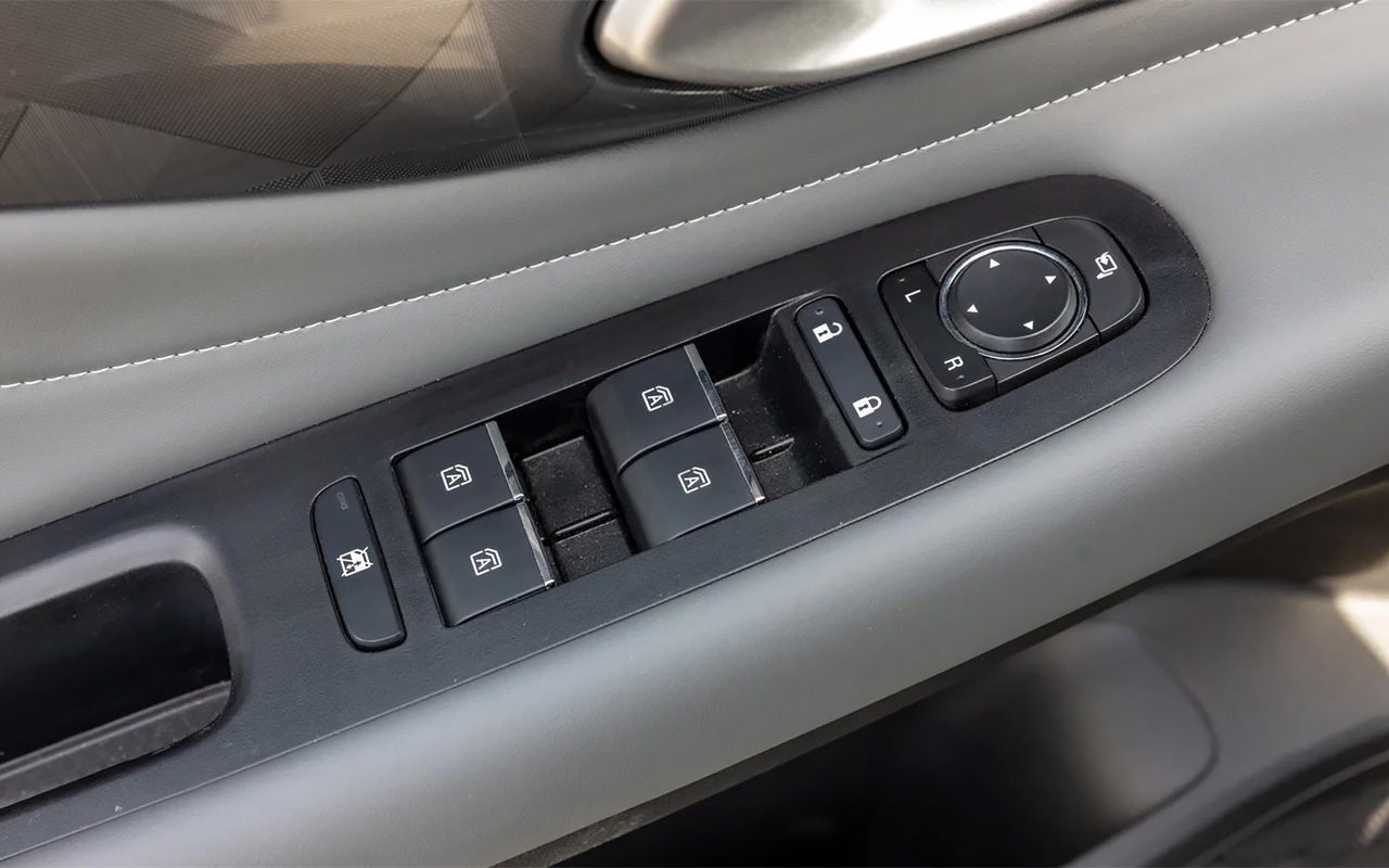 Все стеклоподъемники с функцией auto