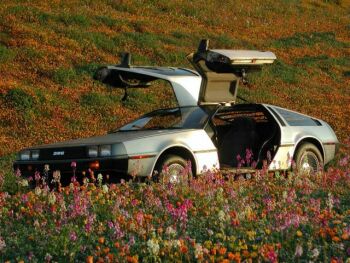 Создатель знаменитого спорткара DeLorean умер в возрасте 80 лет