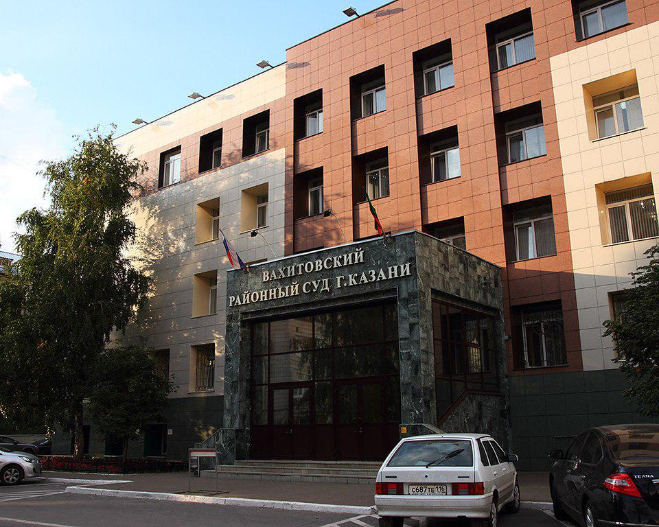Суд отправил за решетку замдиректора турфирмы, похитившую 5 млн рублей