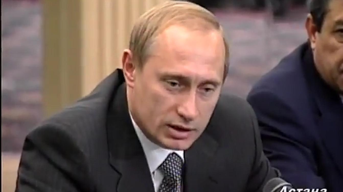Песков назвал актуальными слова Путина о террористах «мочить в сортире»