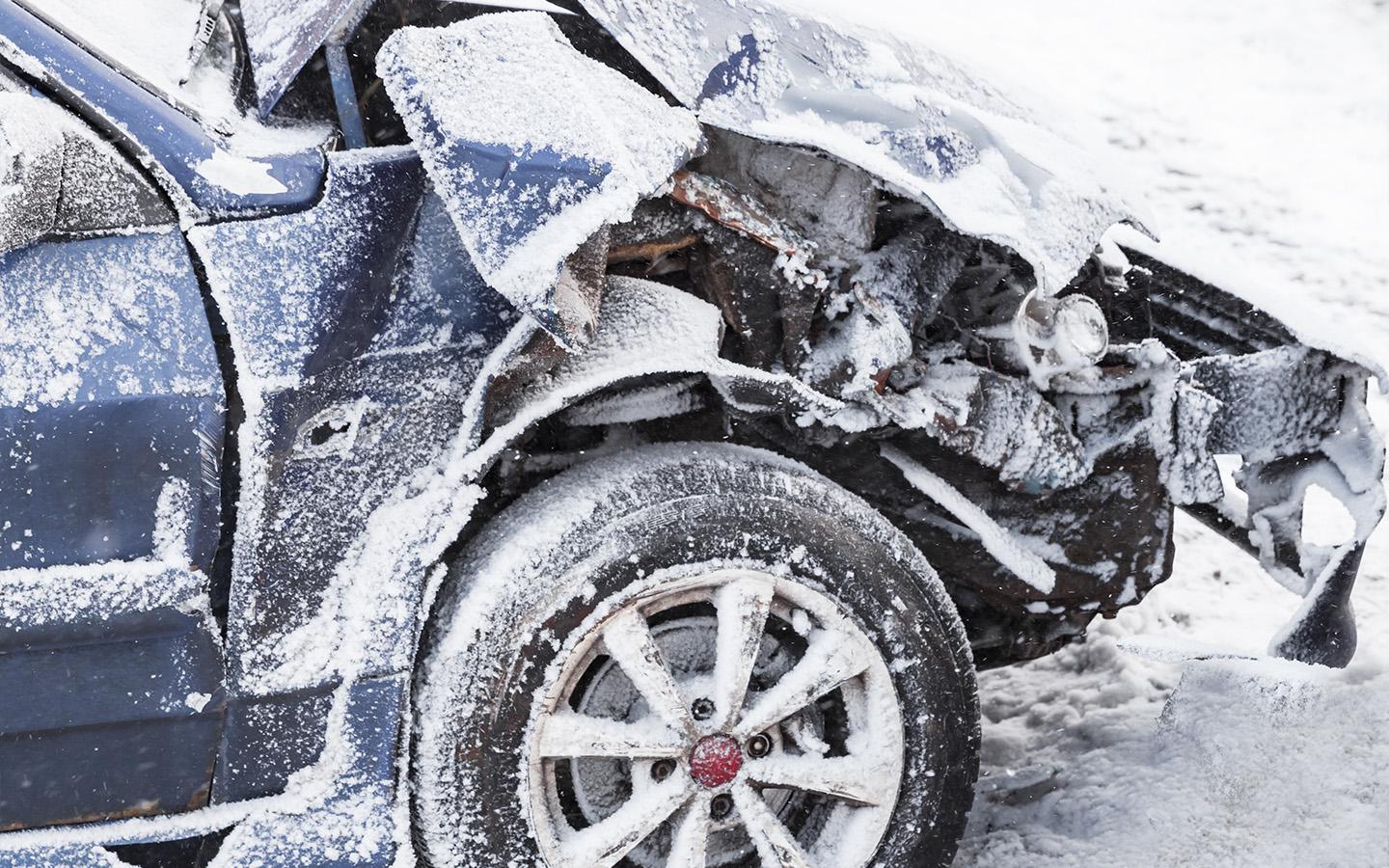 Авария недели. SUV против спецтехники — разбор необычного ДТП с юристами