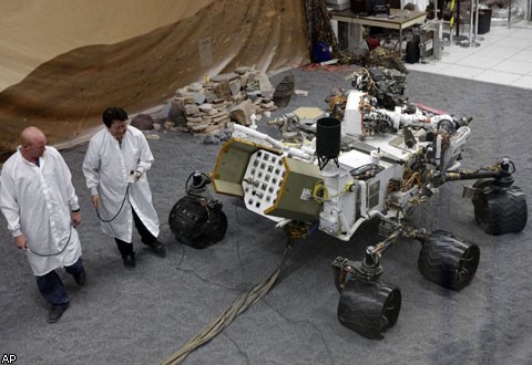 Марсоход Curiosity совершил посадку на Красной планете