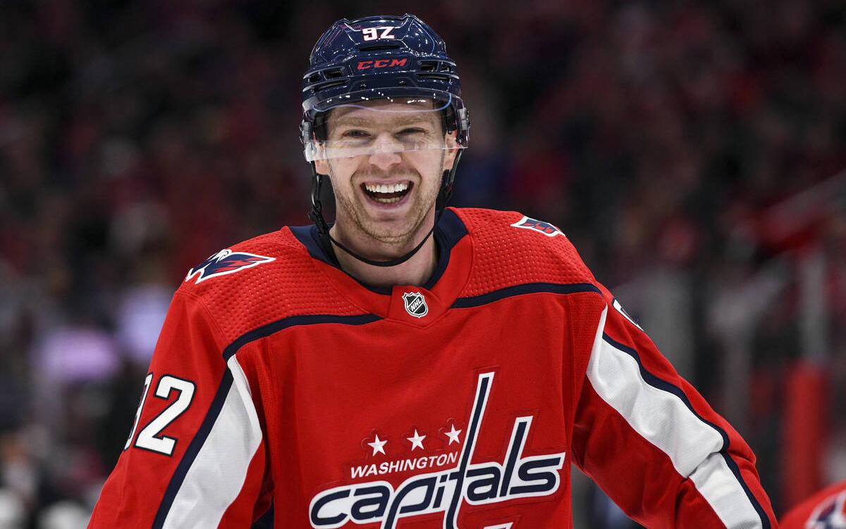 Кузнецов забросил шайбу в овертайме и вошел в число звезд дня в НХЛ
