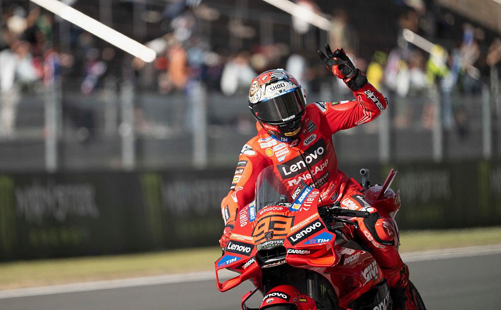 Марк Маркес спустя шесть лет вернул себе титул чемпиона MotoGP